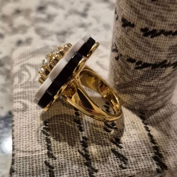 Kate Spade New York Crystal Blossom Ring Size 8 - Picture 6 of 10
